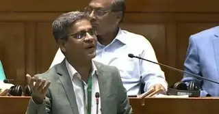চানাচুর বড়রাও খায়; অন্য কিছু খাওয়ার পর: এমপি আক্তারুজ্জামান